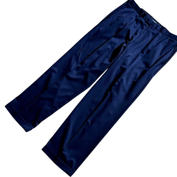 Dockers Men's Signature Classic Casual Trouser Pants, Black, 38W x 34L Pleated - Picture 5 of 11